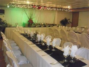Villa Margarita Hotel Davao City Buitenkant foto